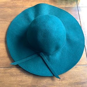 Green wool hat